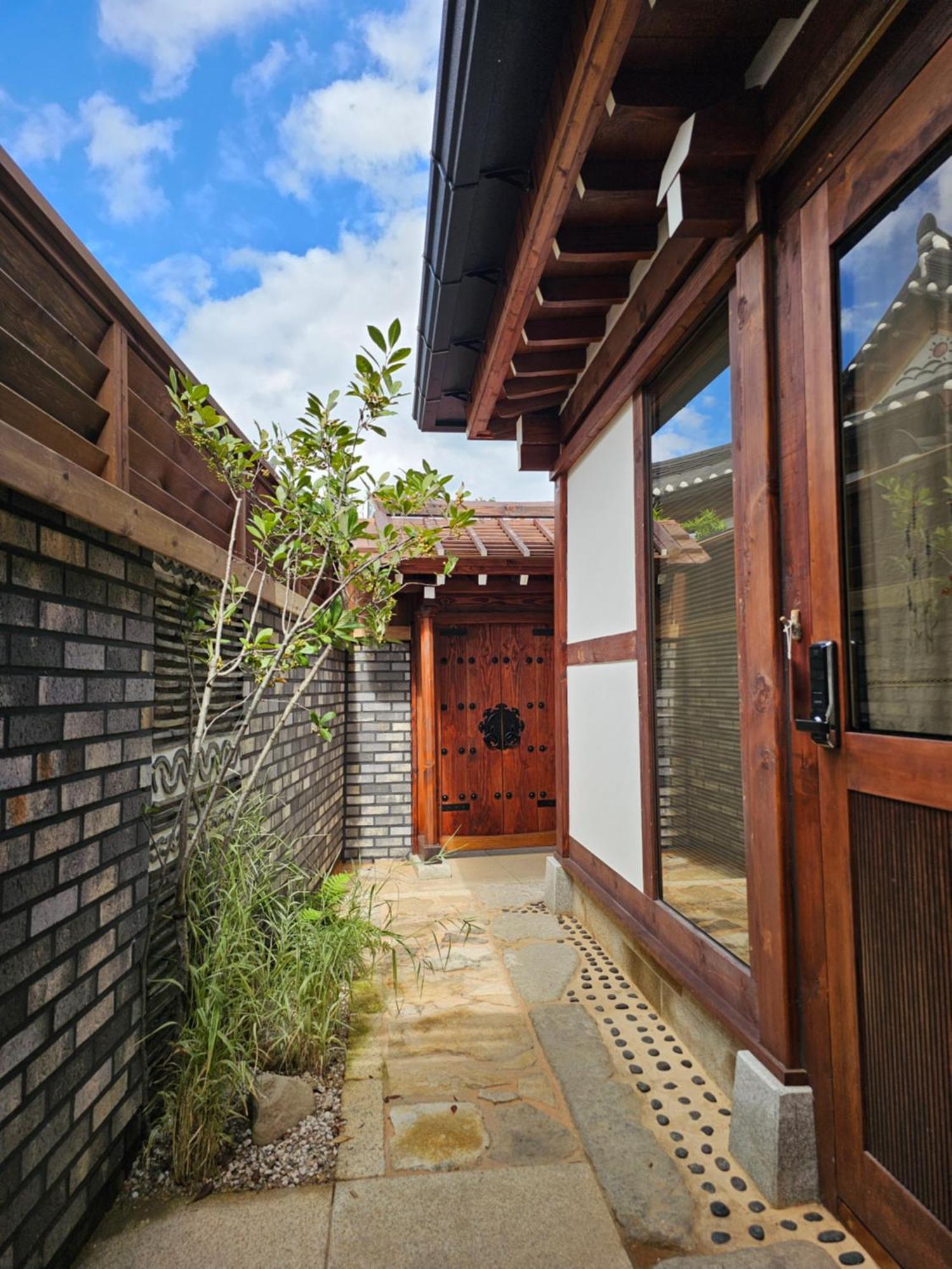Sieunjae Bed & Breakfast คยองจู ภายนอก รูปภาพ